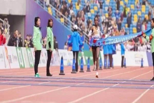 游泳世界杯仁川站李冰洁女子四百米自由泳冲金深度分析与夺金前景